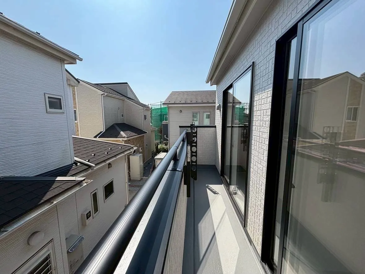 【バルコニー】