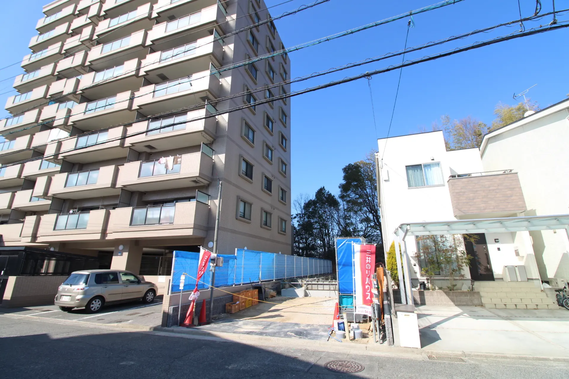 前面道路から見た宅地