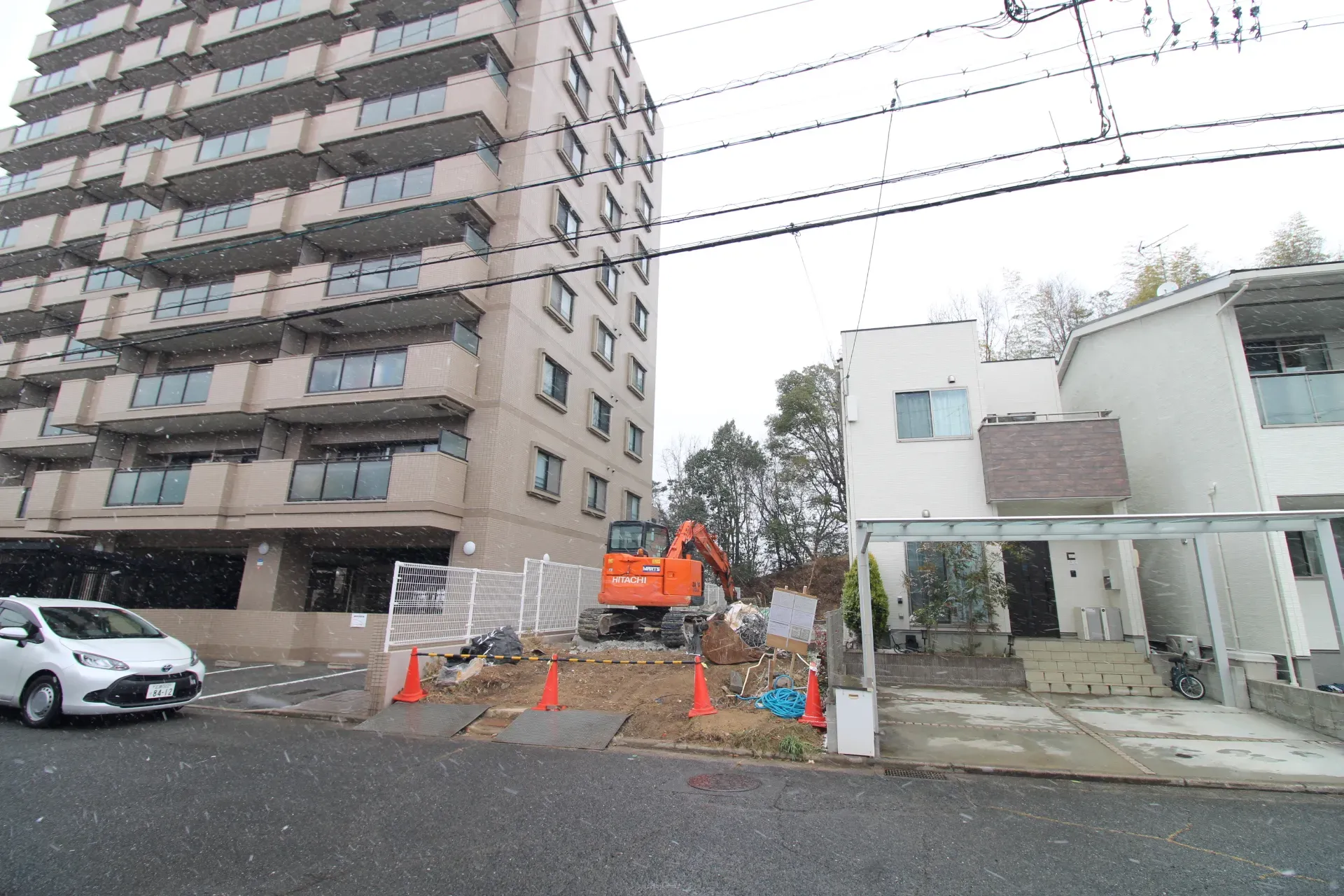 前面道路から見た宅地