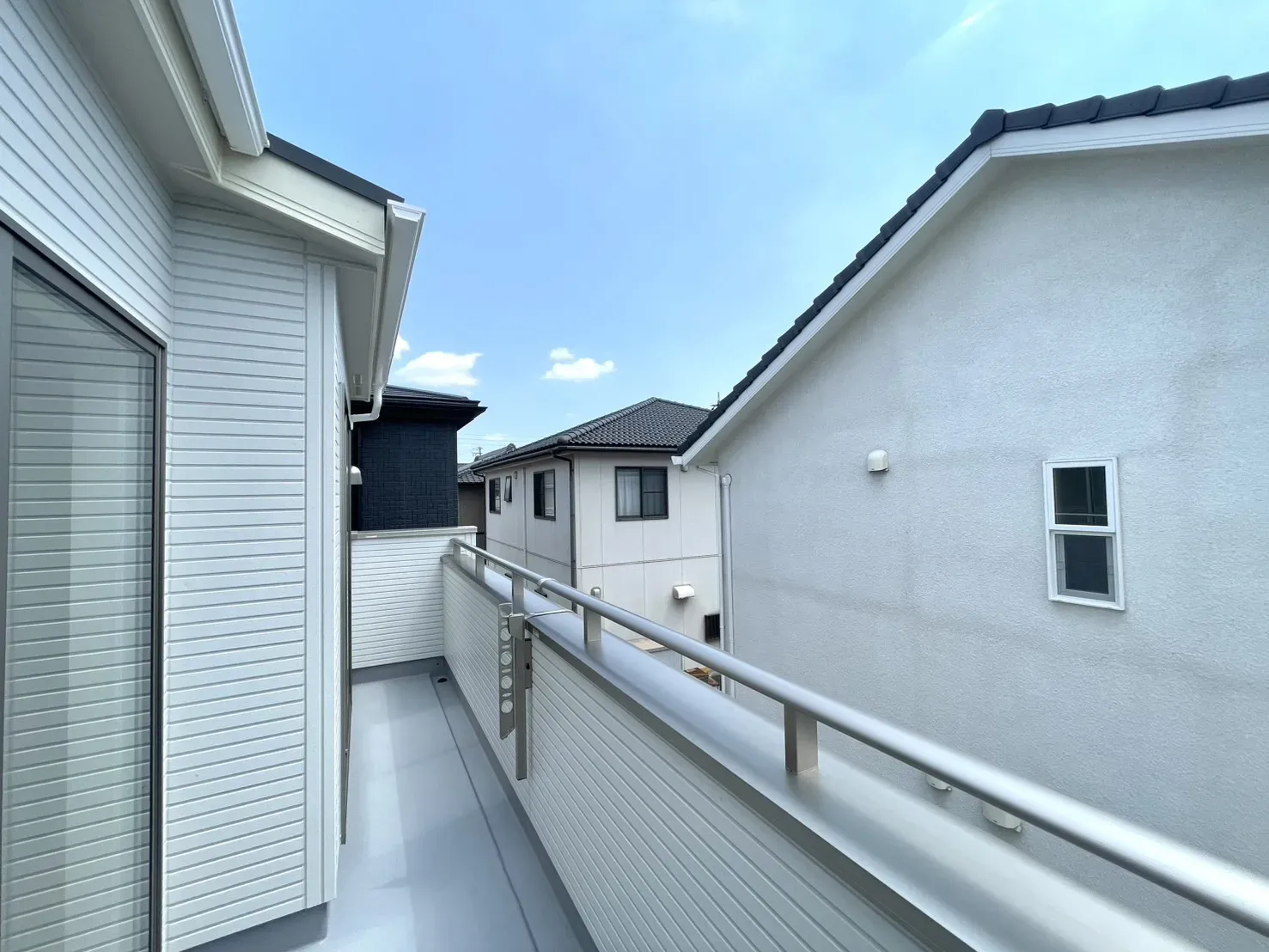 2号棟　バルコニー(南側)