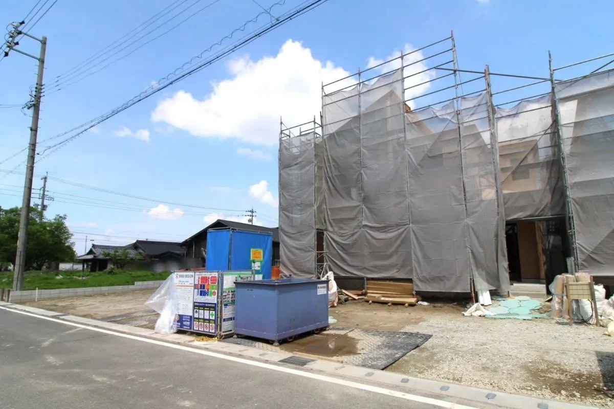 4月26日　南東から撮影　(1号棟)