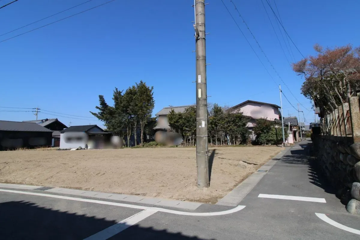 2月21日撮影　東側道路(南→北)