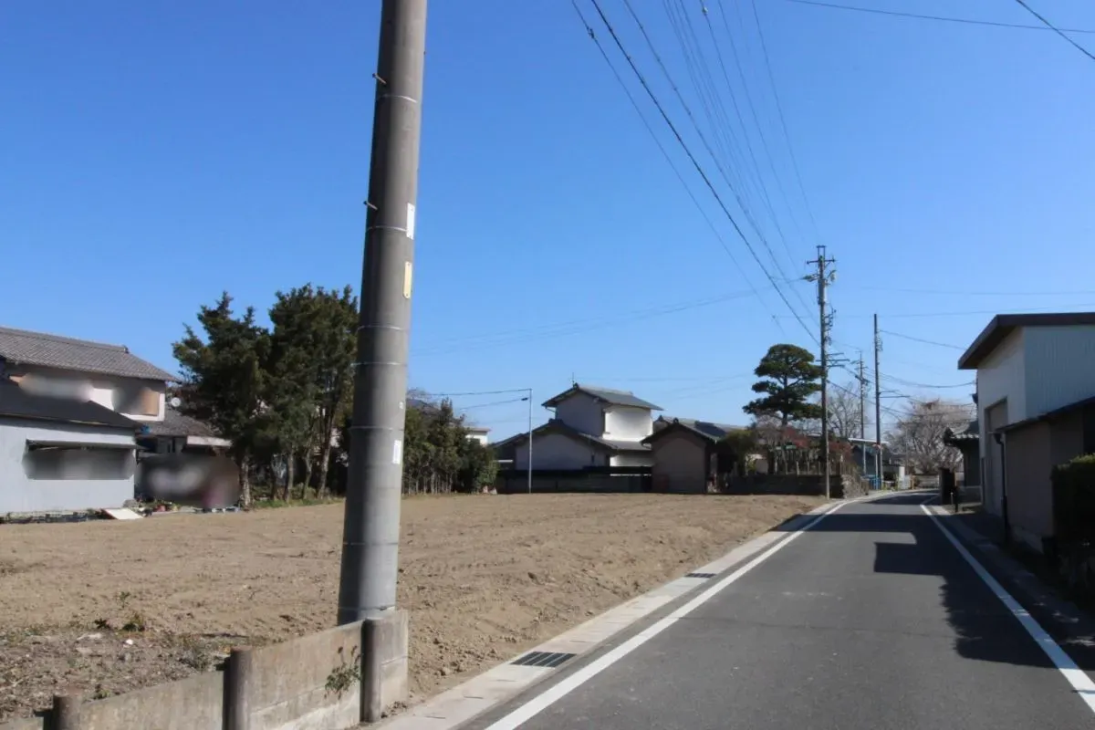 2月21日撮影　南側道路(西→東)