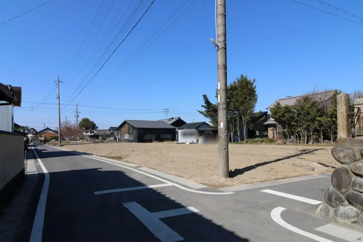 2月21日撮影　南側道路(東→西)