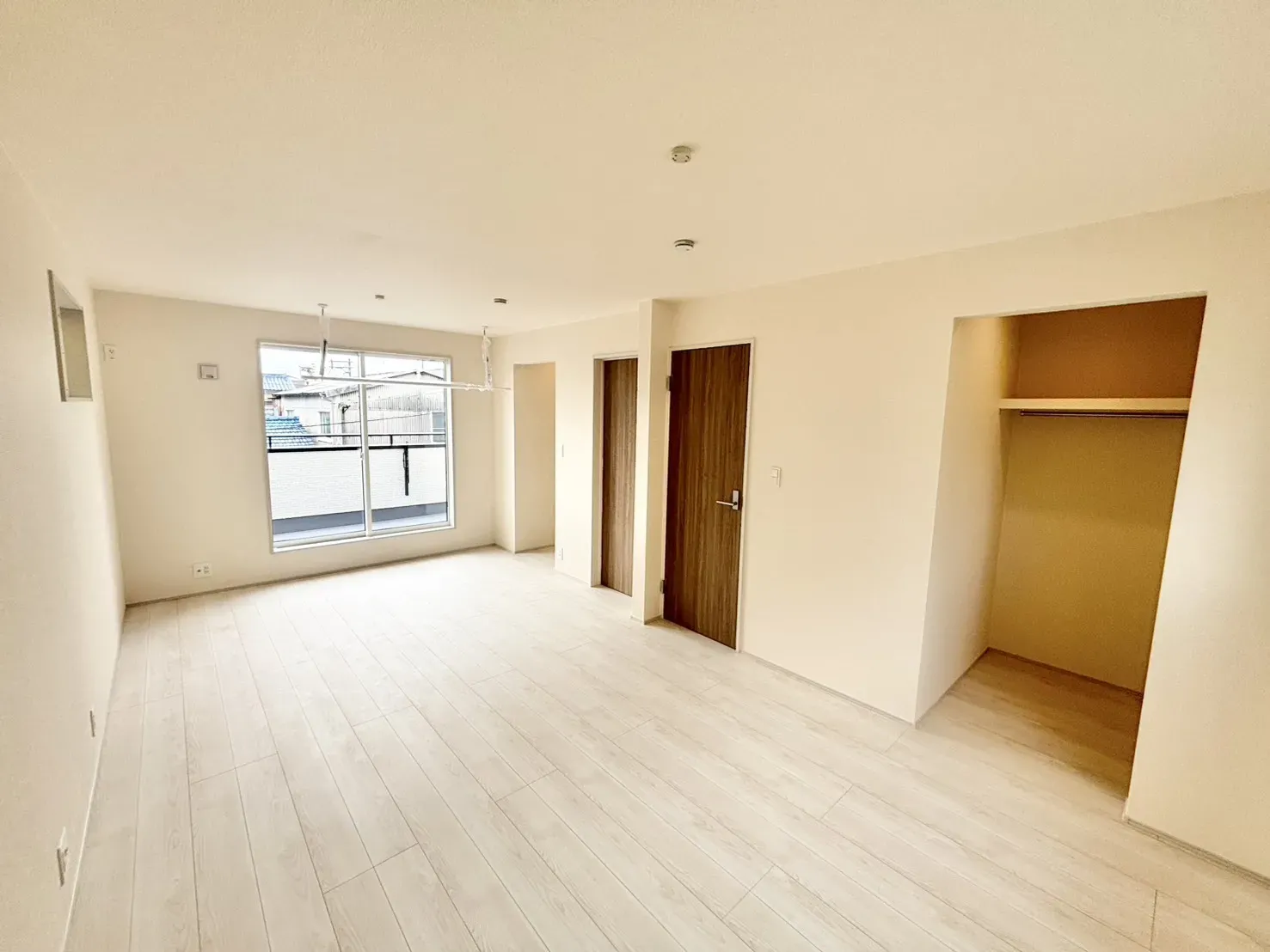 洋室B6.12帖