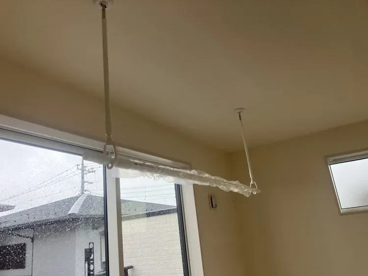 室内物干し付きで、天候を気にせずお洗濯ができる便利な設備です!