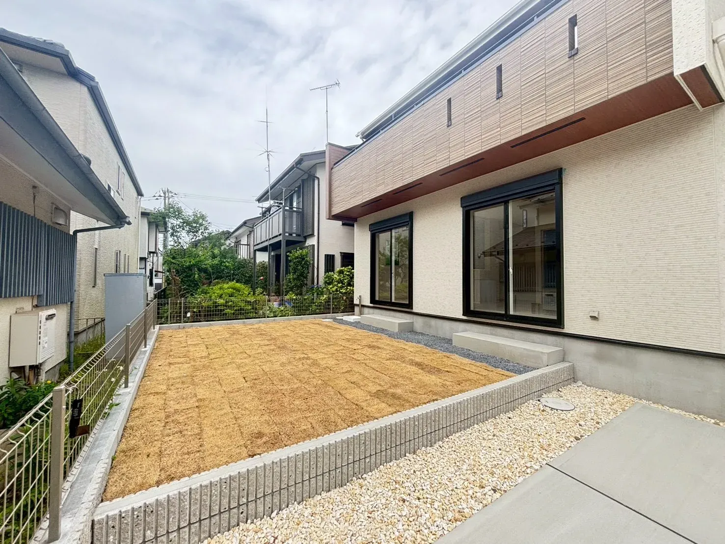 広さがあるからこそ、暮らし方の幅が広がるお庭です!