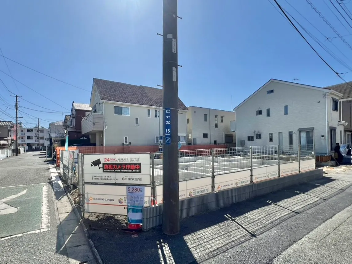 当社売主!
販売開始いたしました♪
完成物件で仕様等のご案内も可能です。