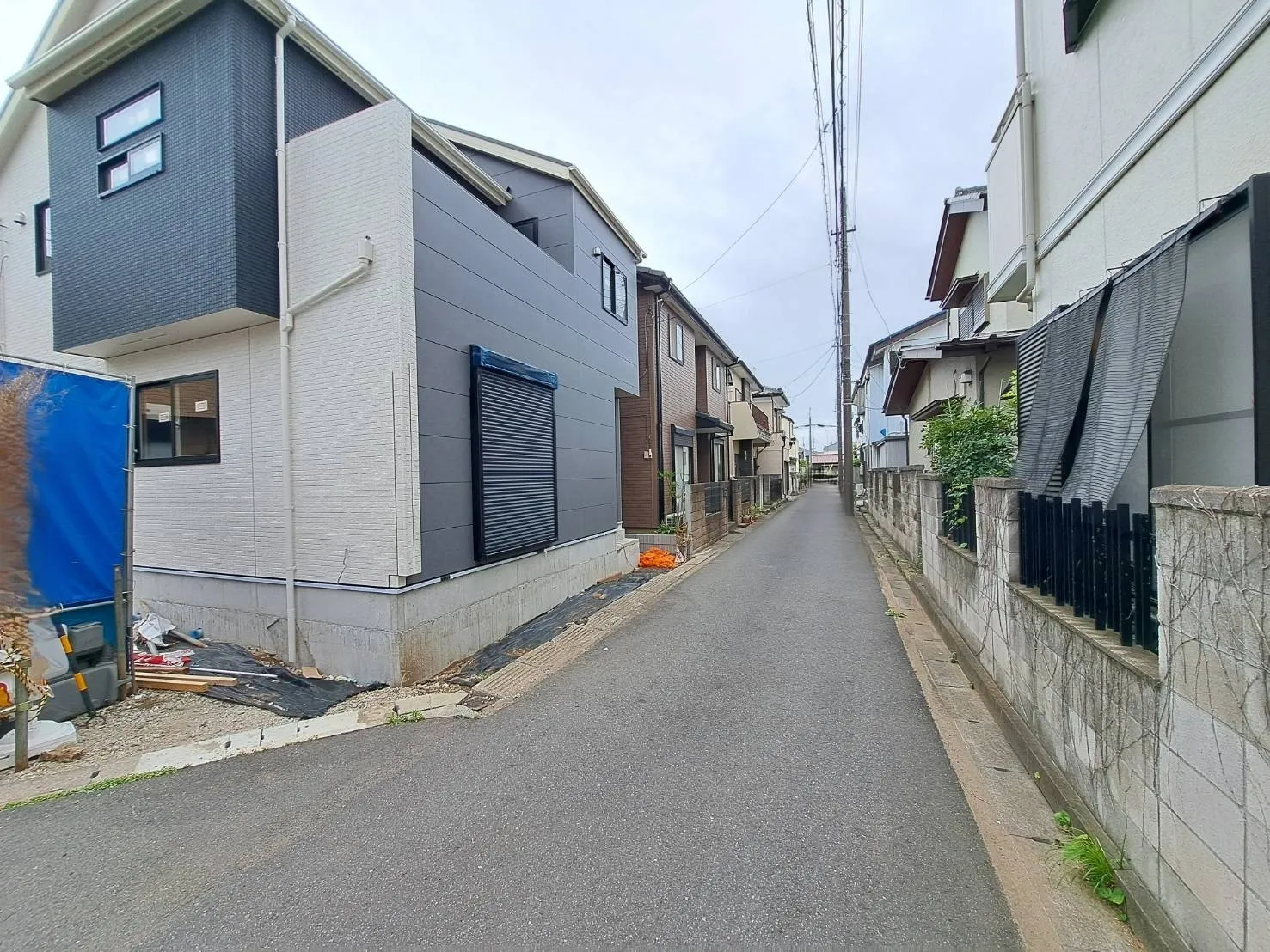 落ち着いた住環境の前面道路!ゆったりとした雰囲気が魅力です☆