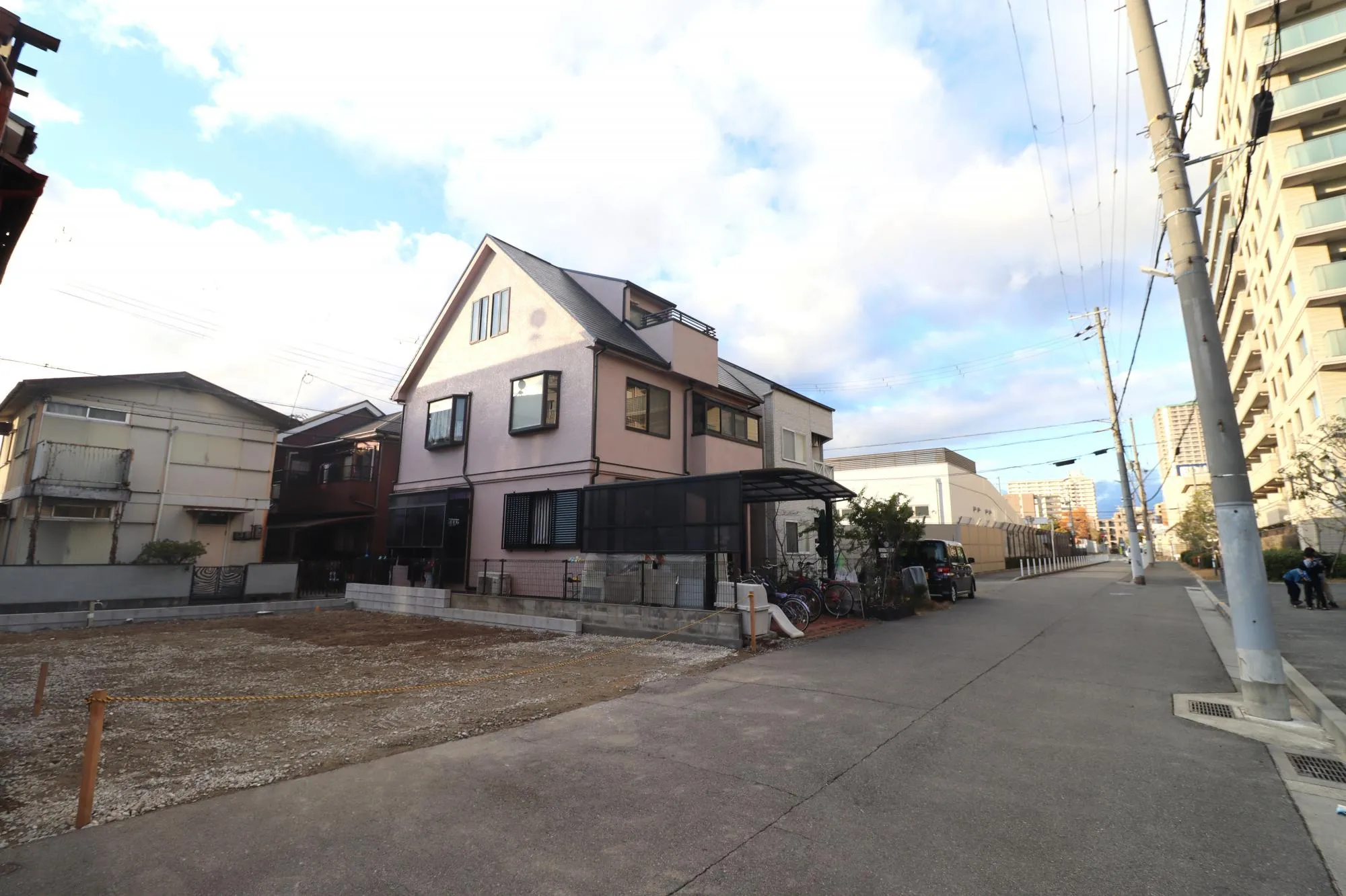 ブルーミングガーデン 西宮市神祇官町1棟