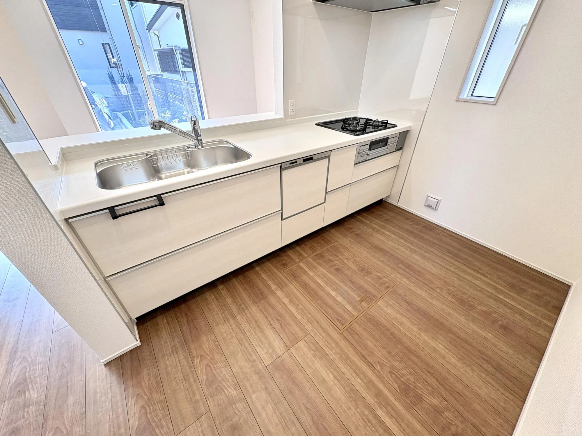 【4号棟/キッチン】