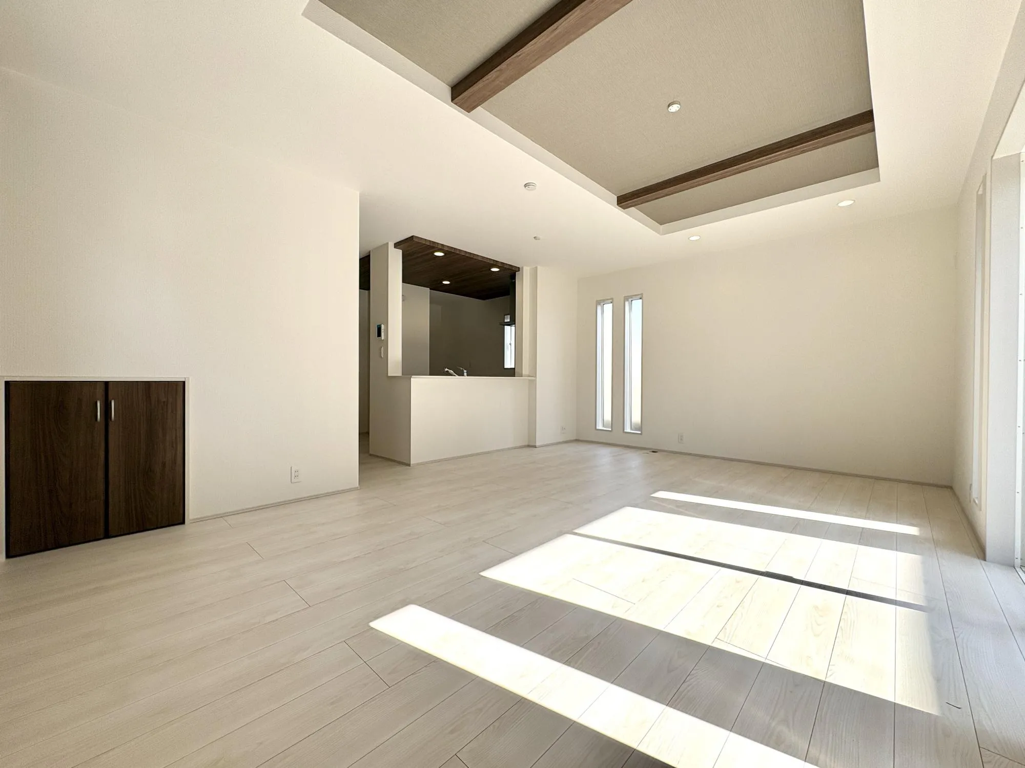 【7号棟/LDK(20.0帖)】