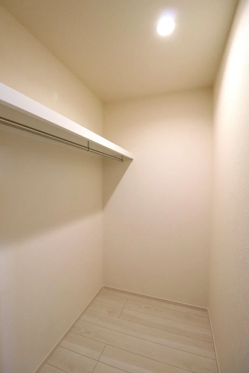 【ウォークインクローゼット】