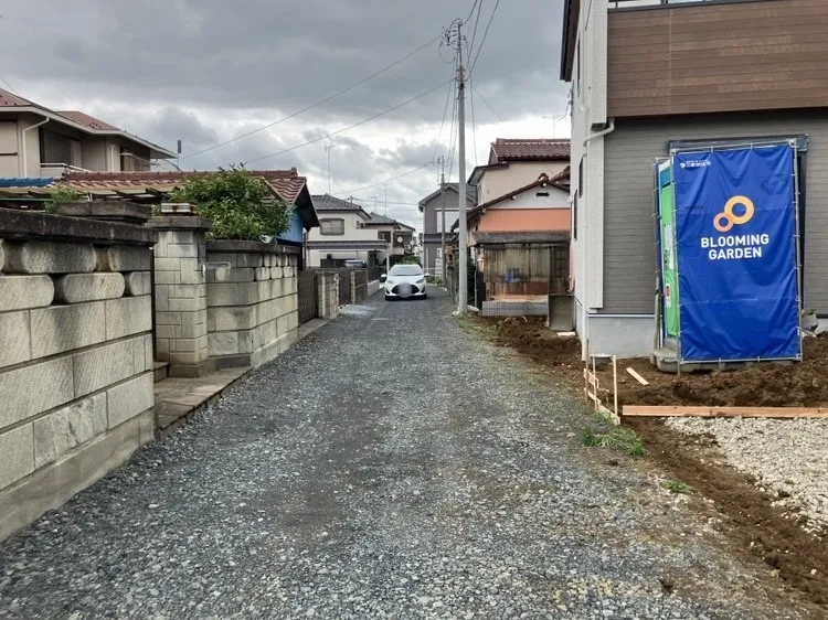 前面道路は見通しが良く、お車の出入りもスムーズに行えます!
