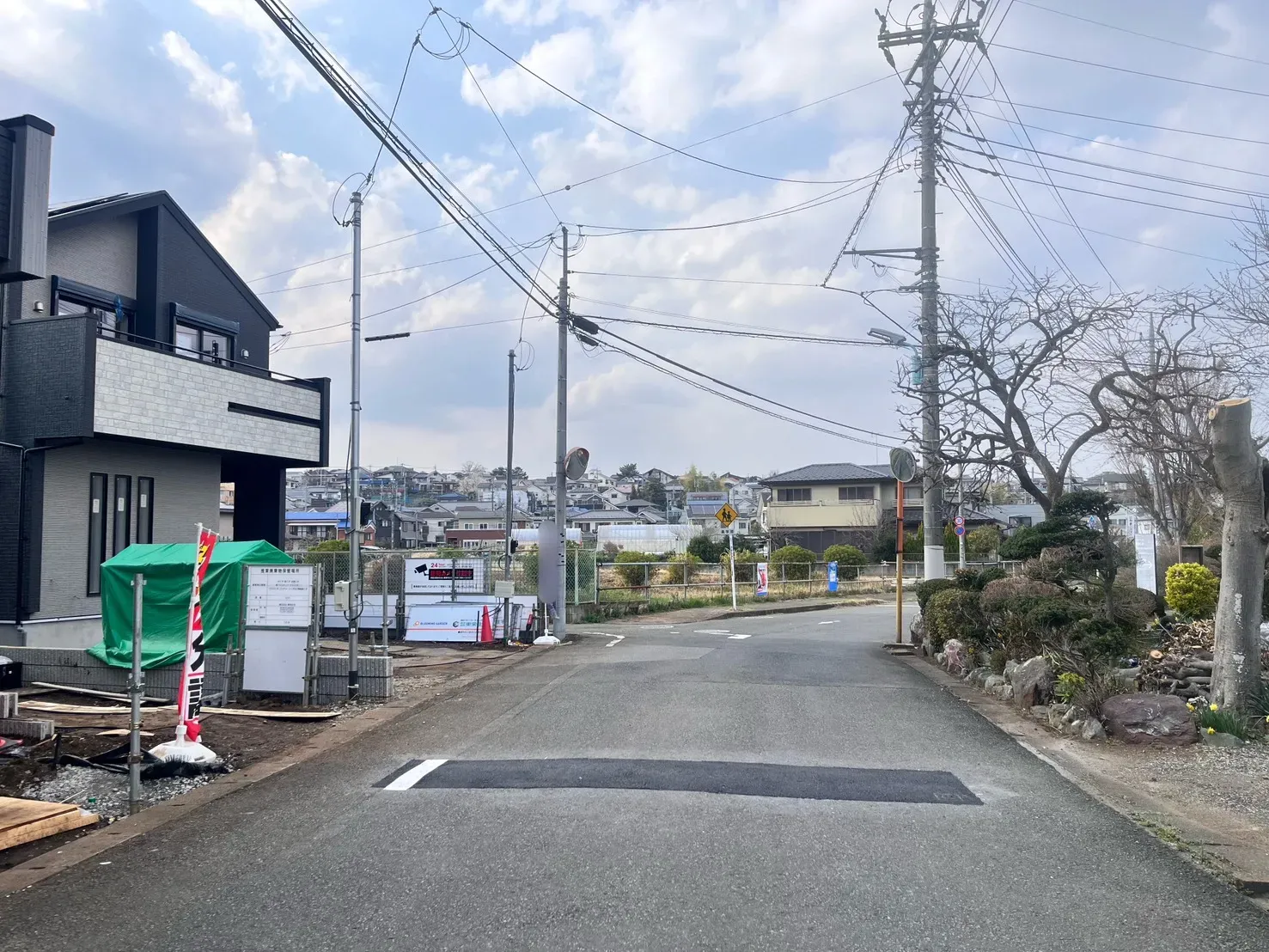 前面道路写真(2026年3月下旬撮影)