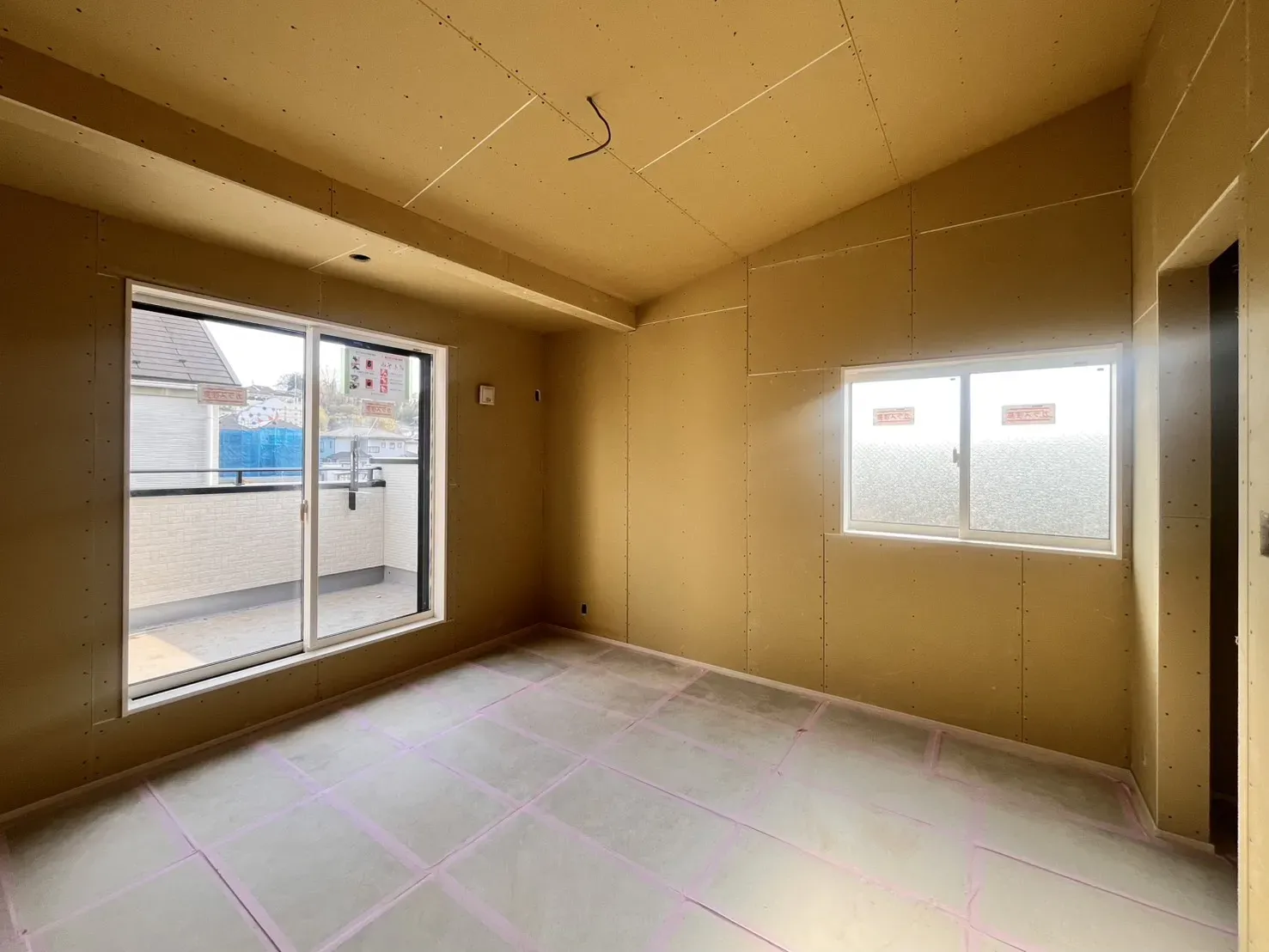 【2号棟】洋室8.0帖(2026年3月下旬撮影)