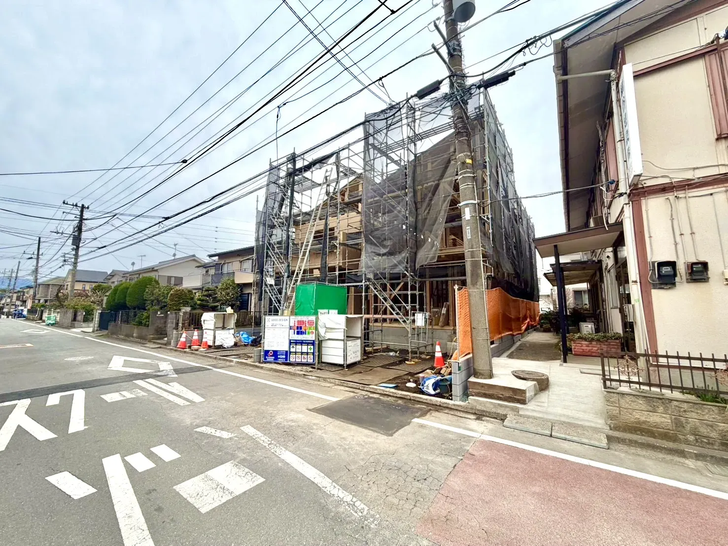 前面道路含む現地写真