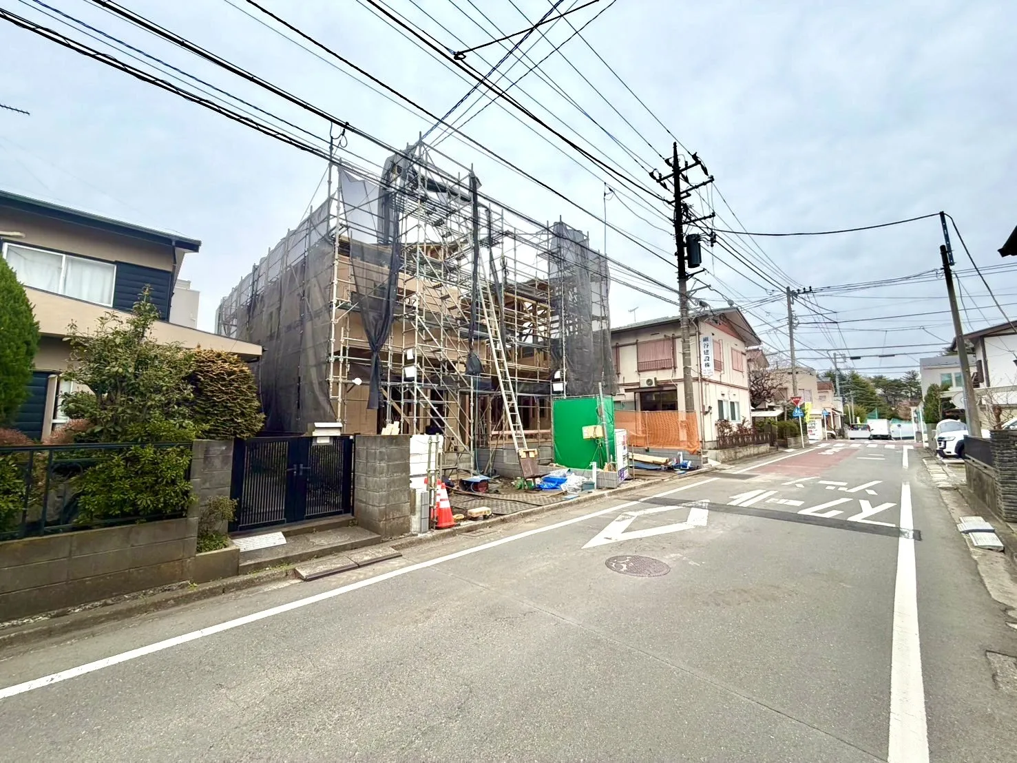 前面道路含む現地写真