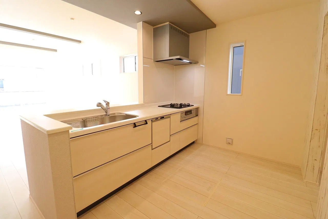 【2号棟キッチン】