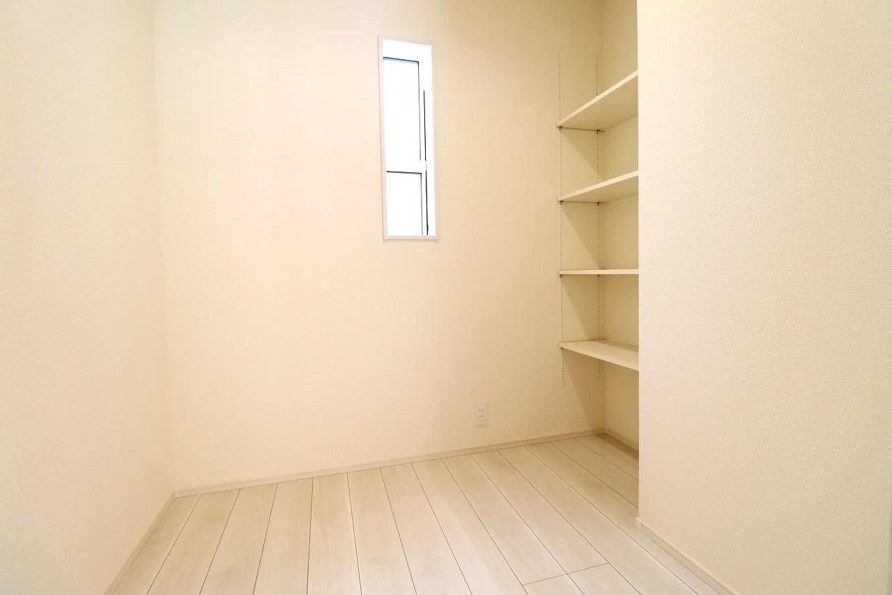 【2号棟パントリー】