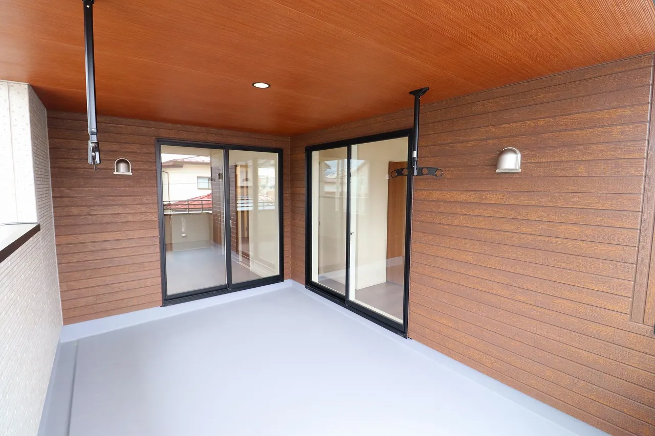 【3号棟インナーバルコニー】