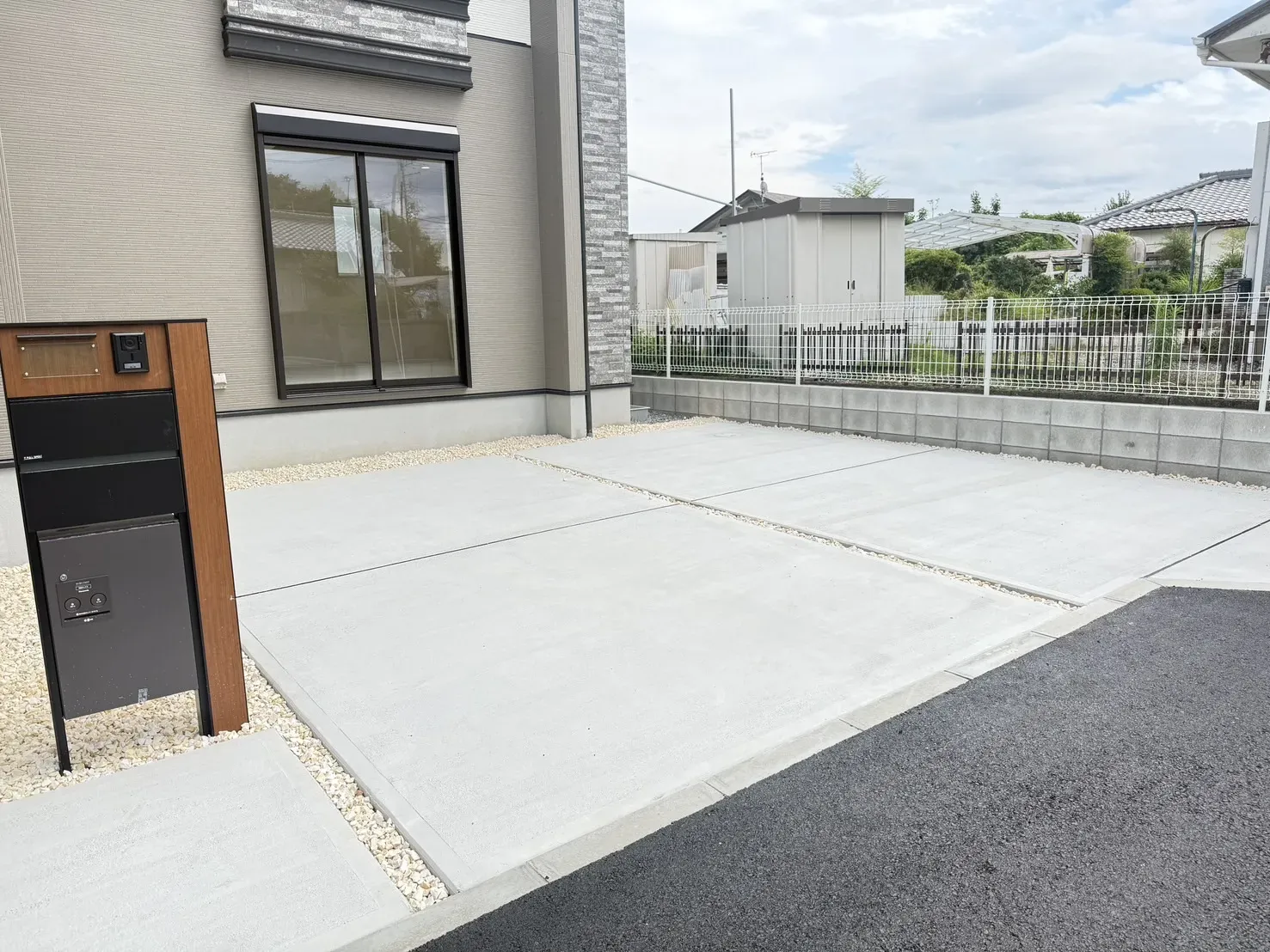 【③号棟カースペース】