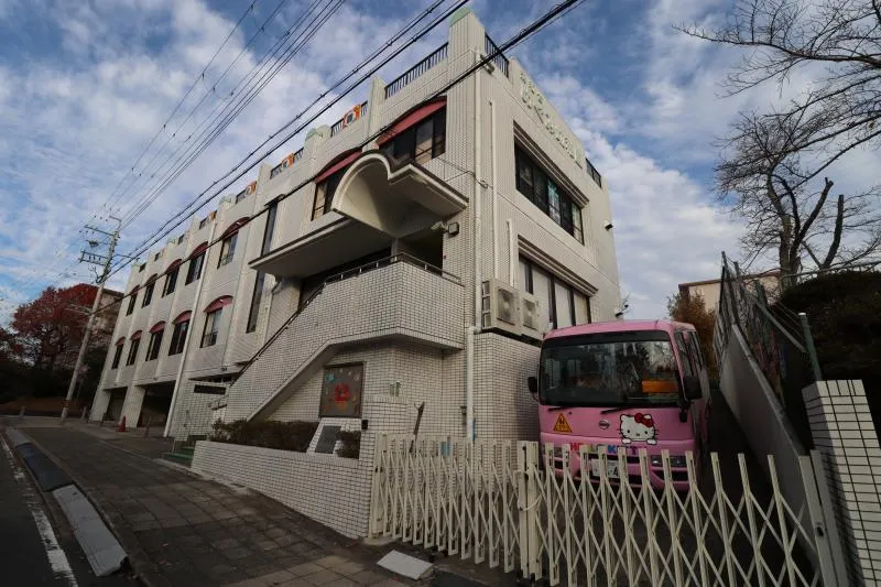 認定こども園めぐみ学園