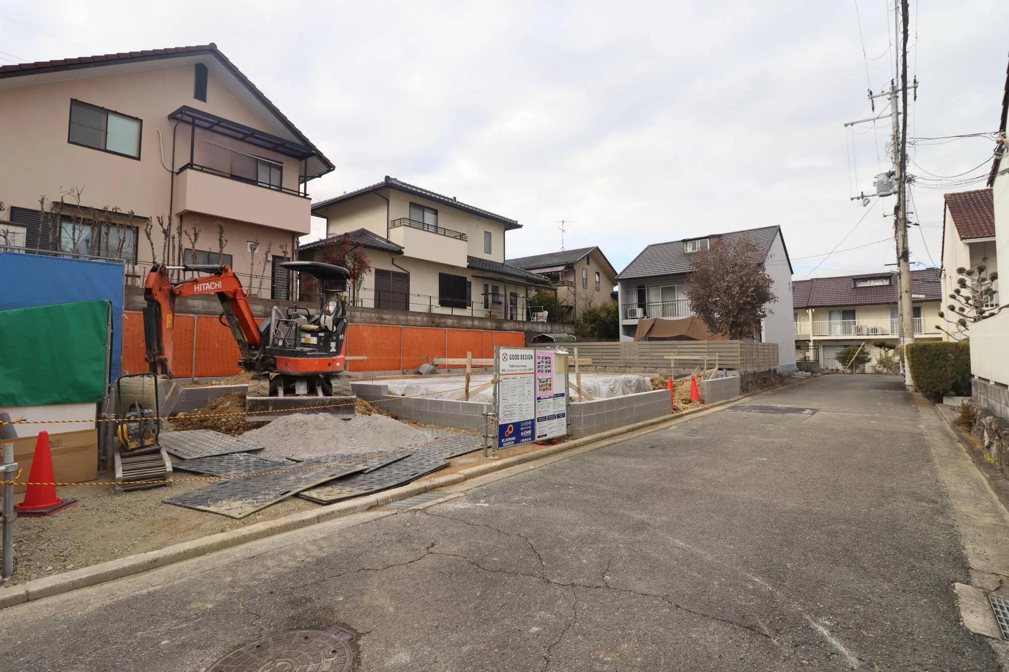 前面道路含む現地写真