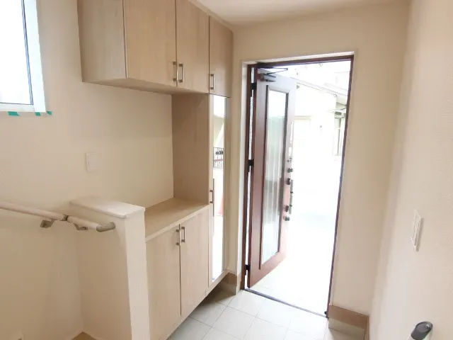 玄関　2号棟
