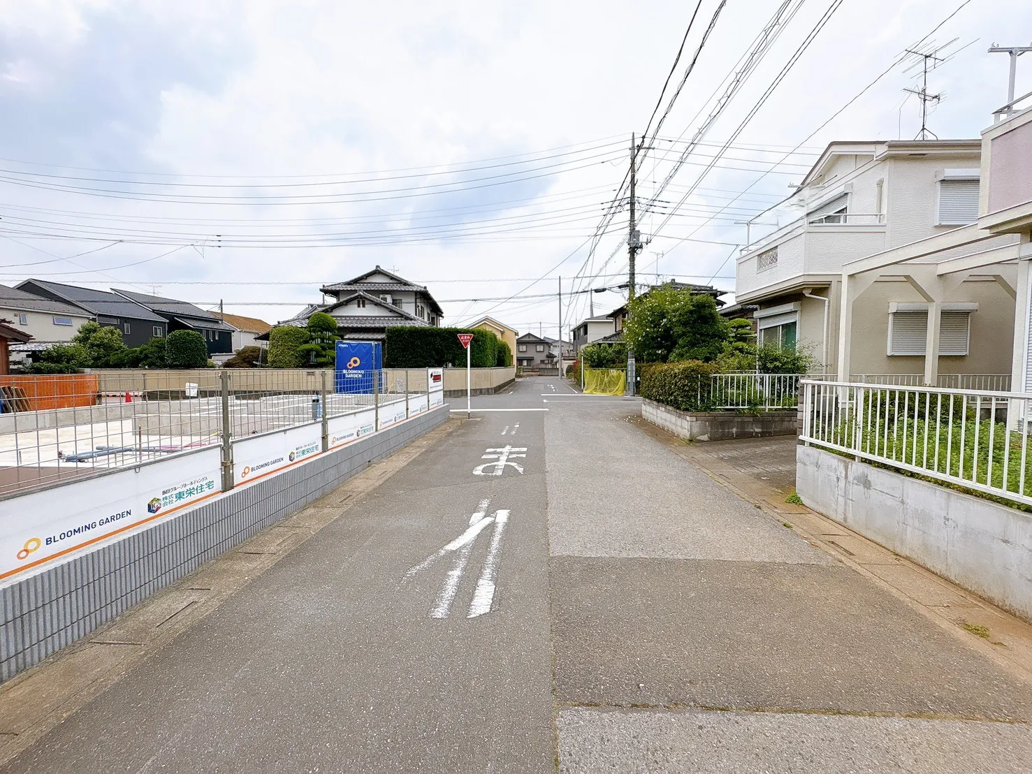 【外観写真】全居室南向きの設計により、室内に明るさを取り込みやすい住まいです。