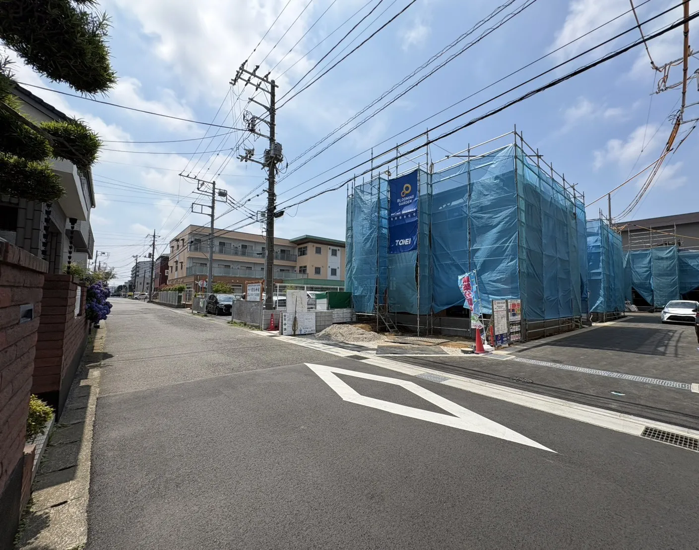販売現地