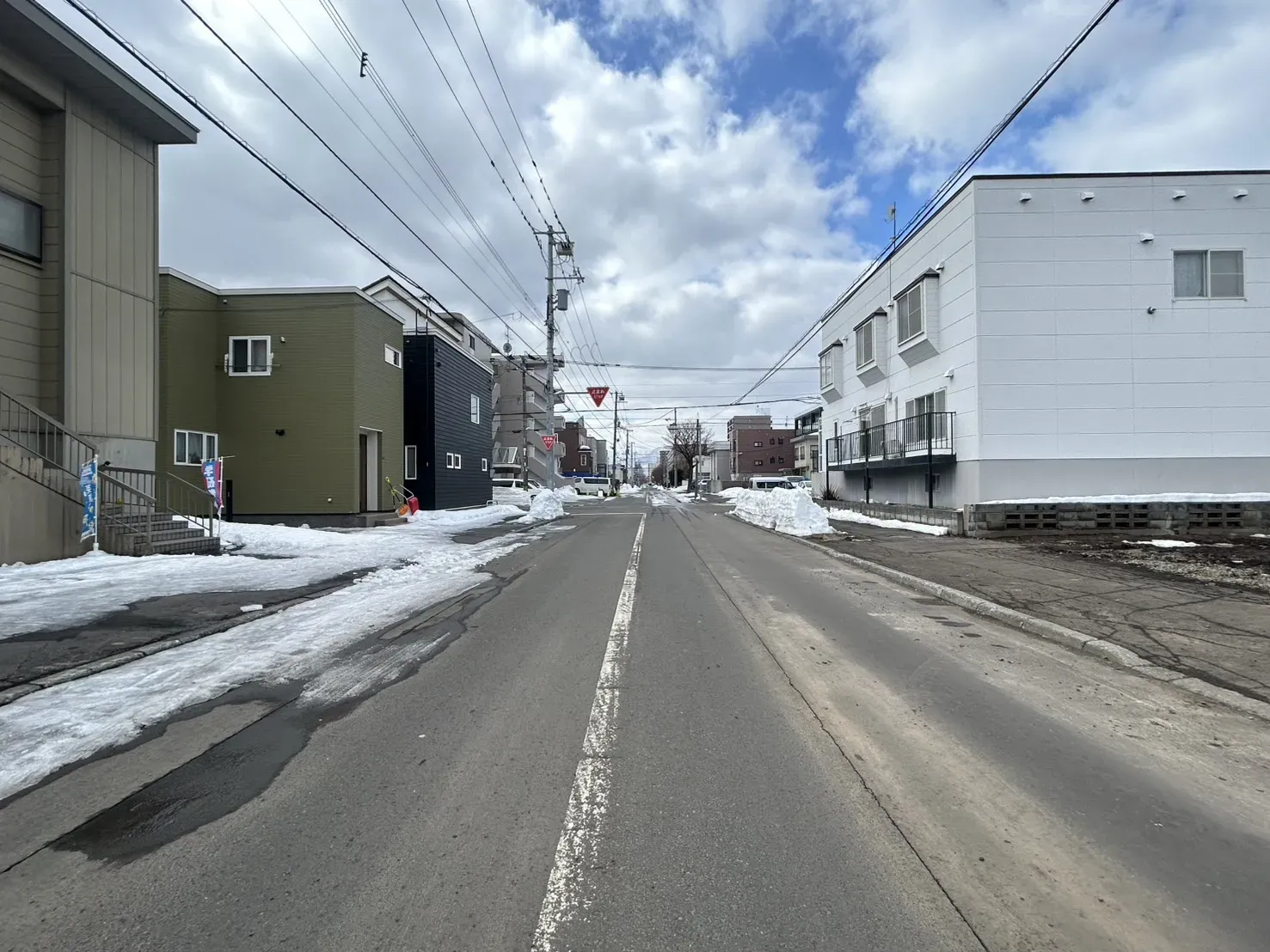 前面道路14.5m