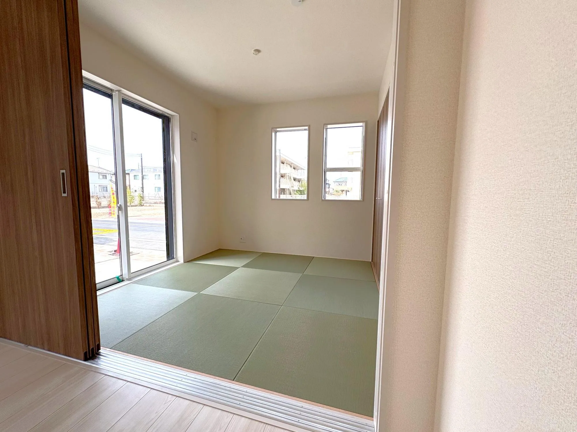 リビング脇和室5.25帖(6号棟)