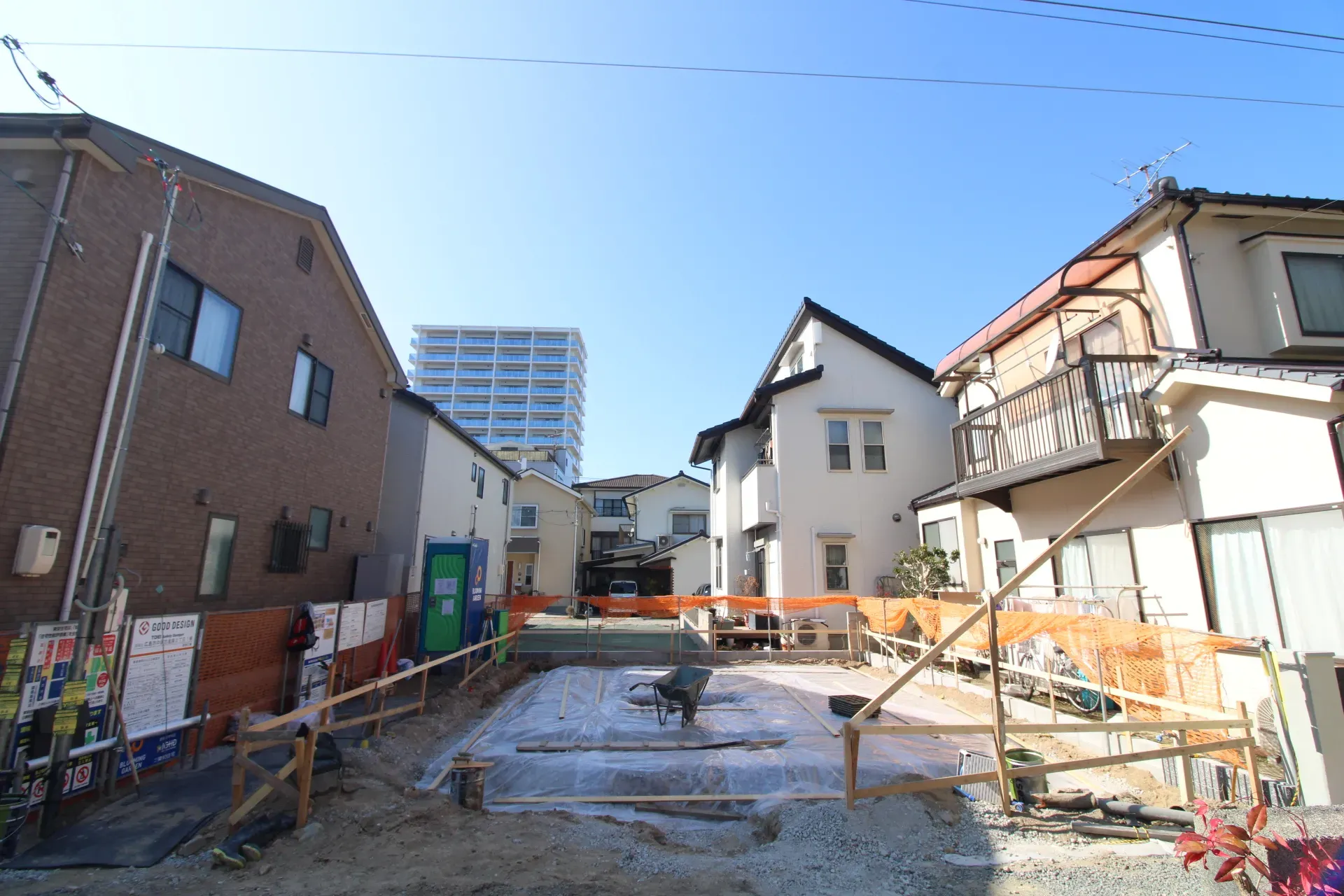 前面道路から見た宅地