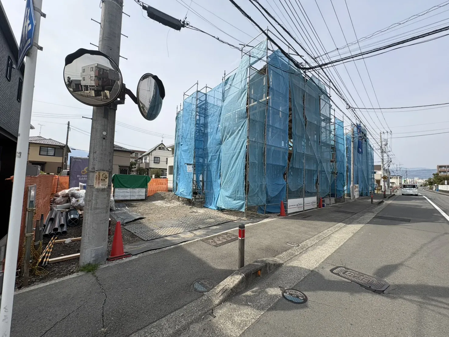 販売現地
