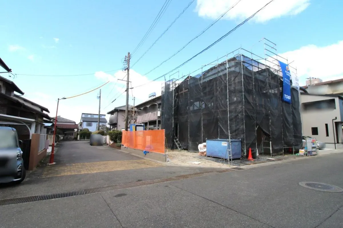 3月8日撮影　南側道路(東→西)