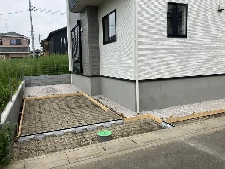 お車の出し入れもスムーズな駐車スペース!