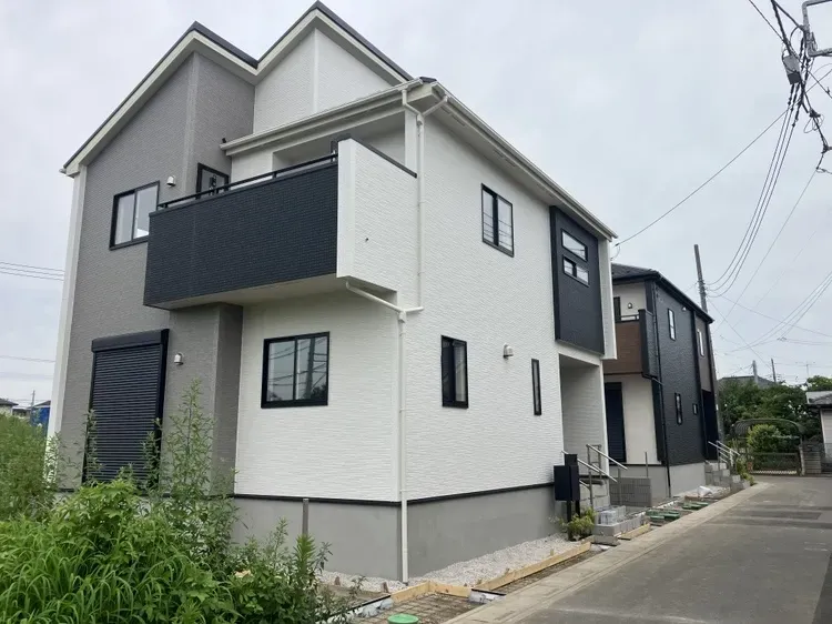 完成が待ち遠しい建築中の新築住宅です!新しい暮らしのイメージが広がります☆