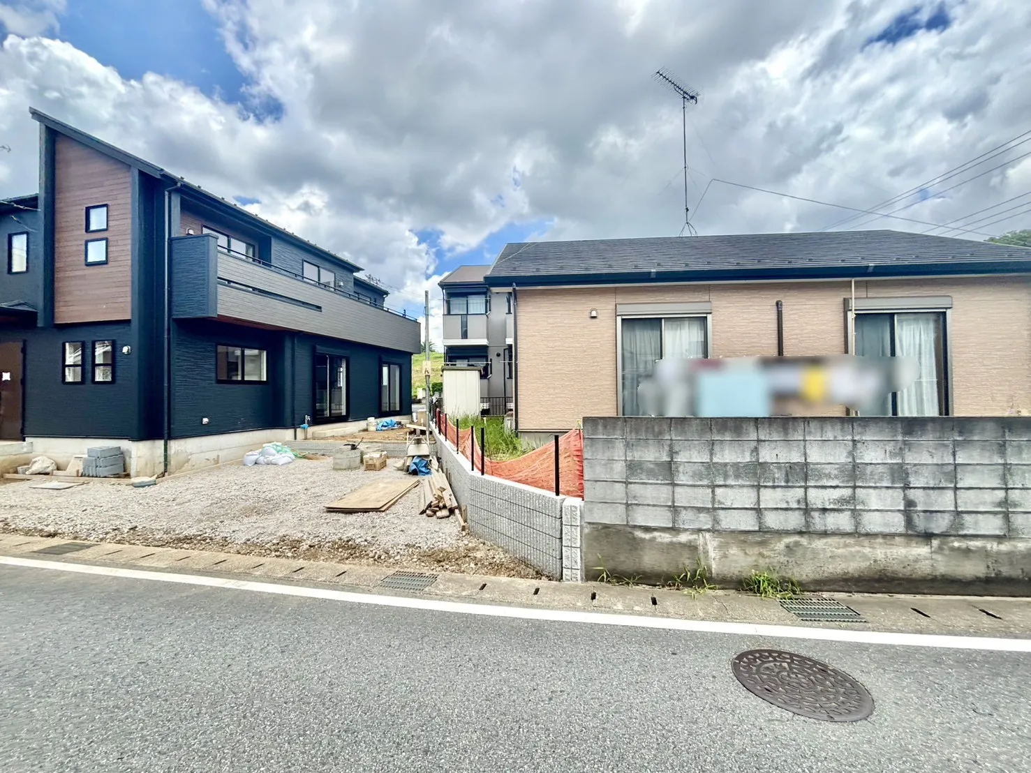 前面道路含む現地写真(7/19撮影)