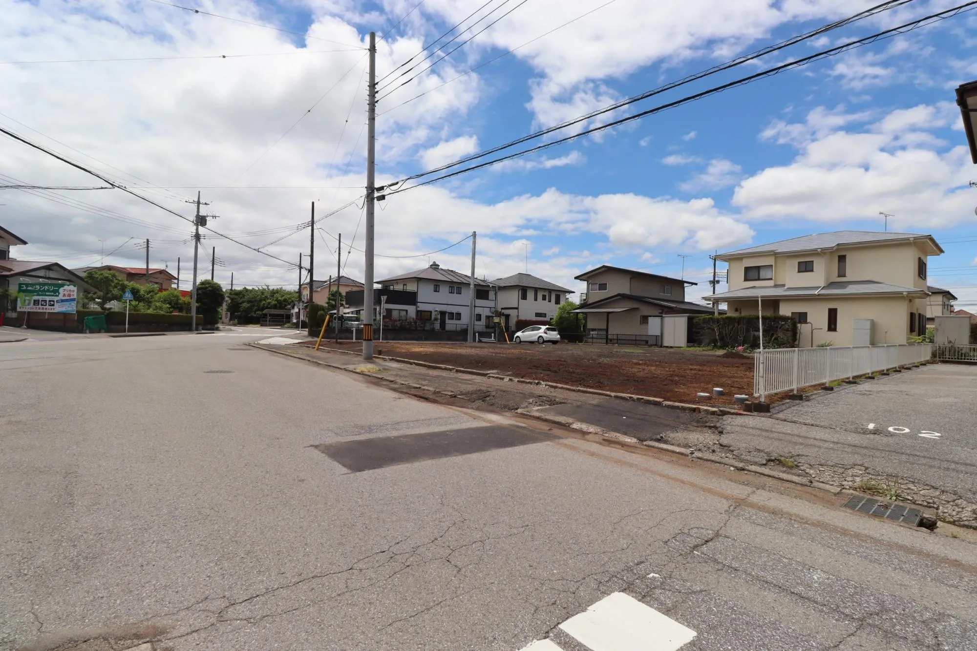 前面道路含む現地(造成後)