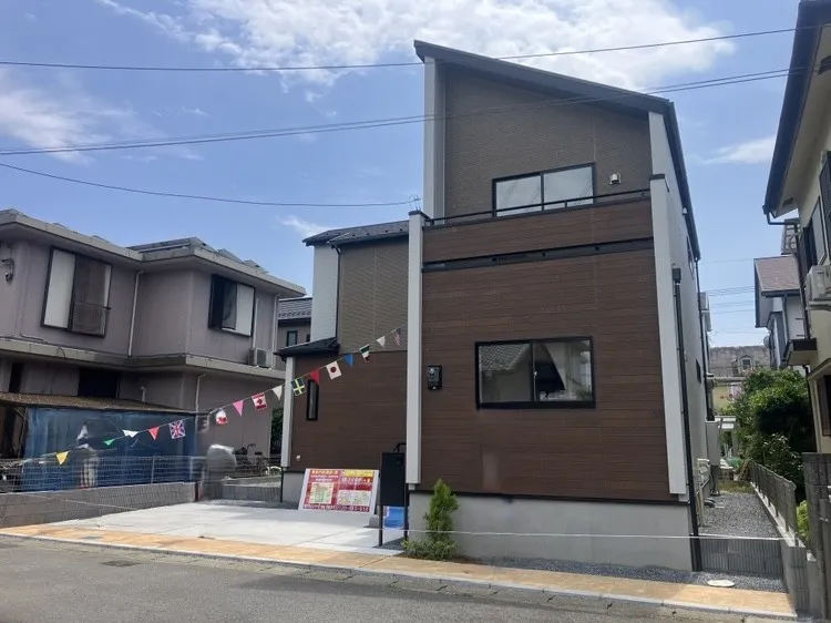 【外観】街並みに溶け込む、上品な外観デザインです!