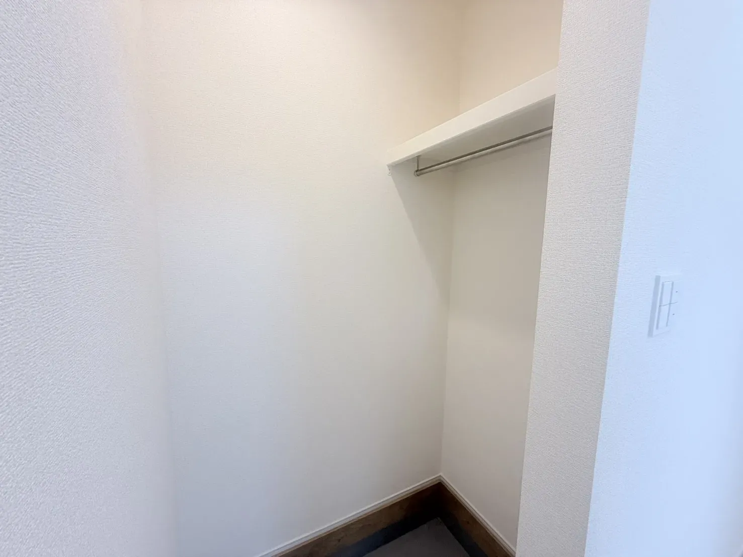 【玄関土間収納】