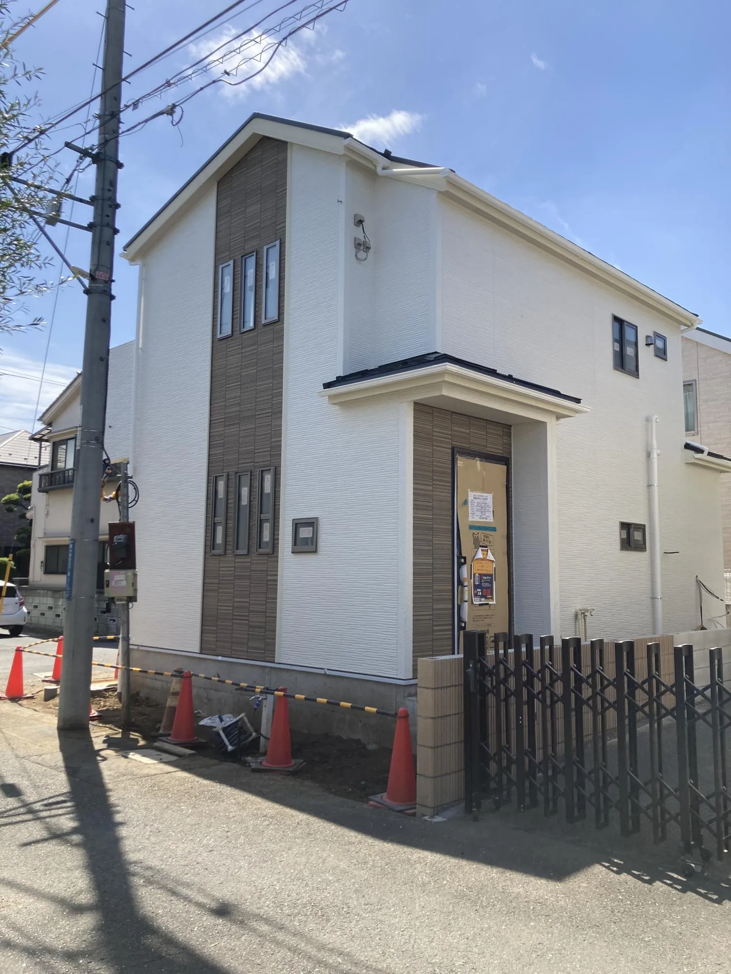 北東から見る外観写真③(2026年4月19日撮影)