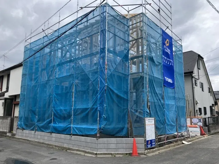 現在建築中!これから完成へ向けて少しずつ形になっていくのが楽しみな物件です☆