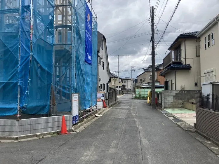 落ち着いた住環境の前面道路!ゆったりとした雰囲気が魅力です☆