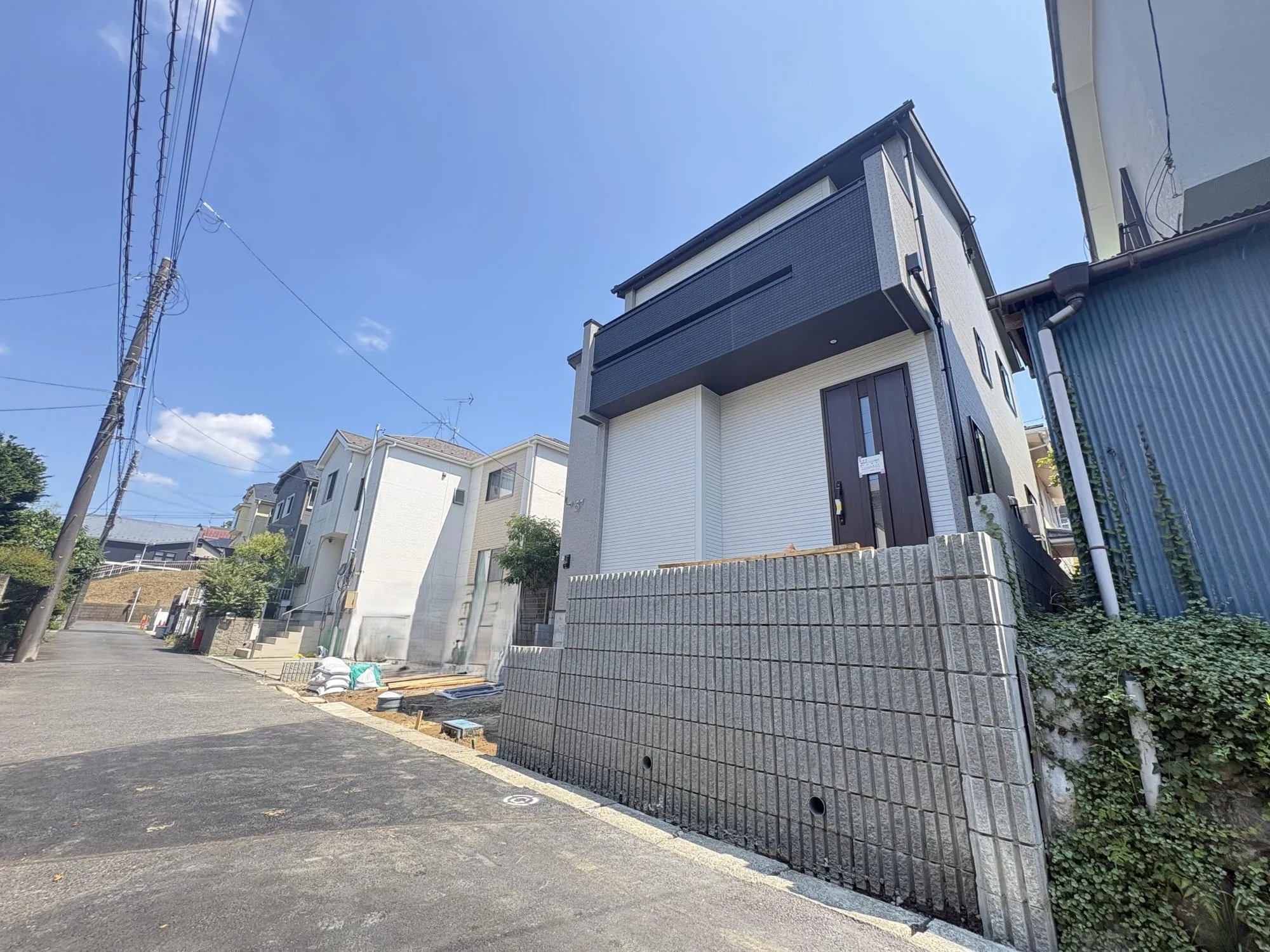 横浜線,小田急電鉄小田原線 町田駅までバス15分 薬師寺バス停まで徒歩7分
