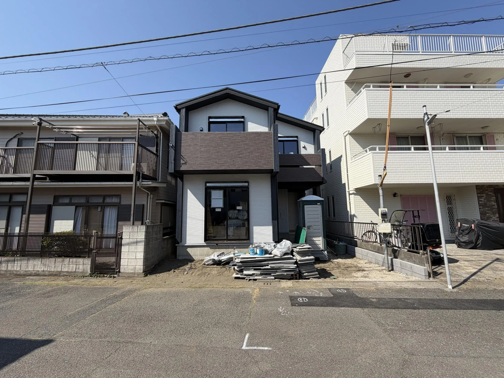 販売現地