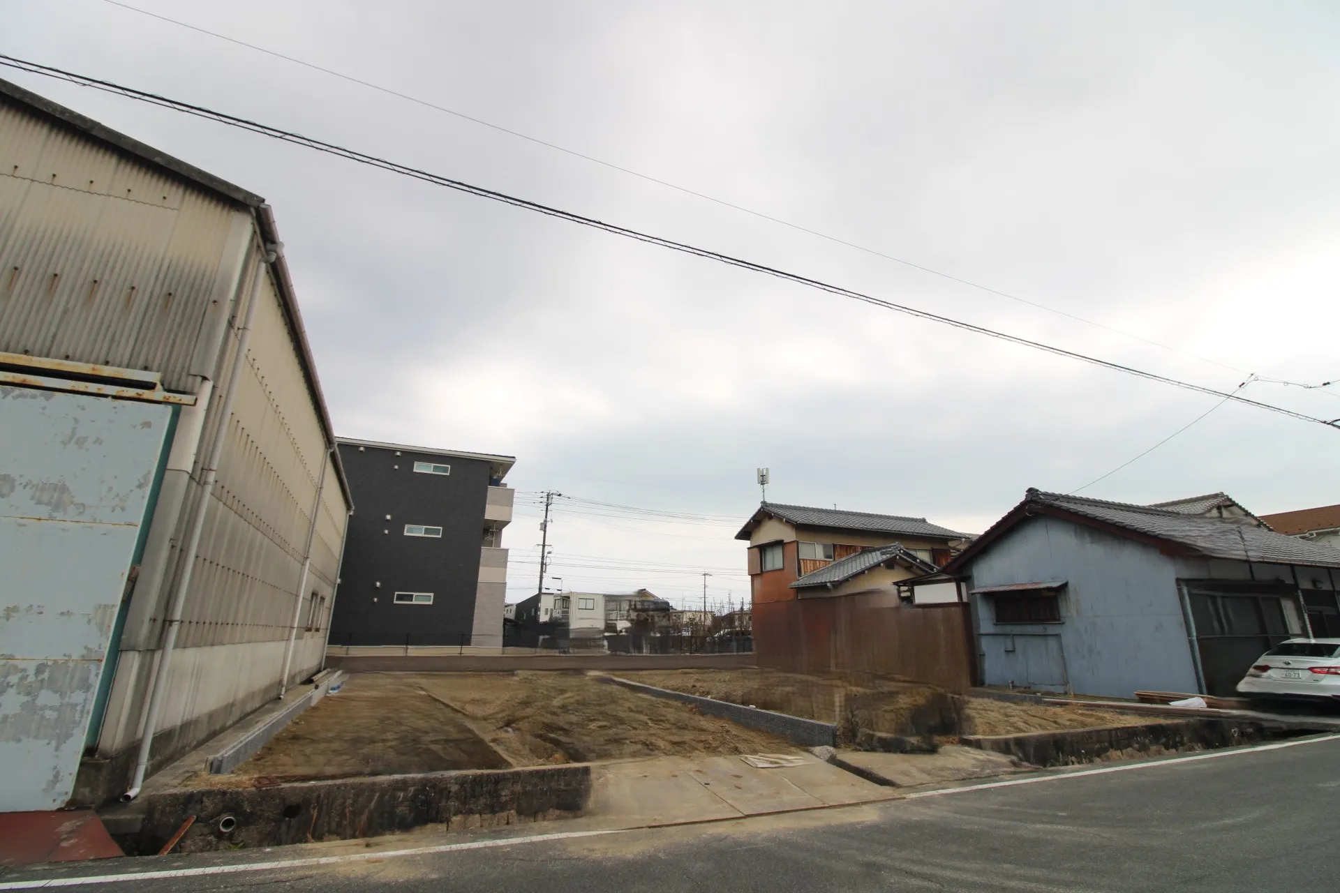 前面道路から見た宅地