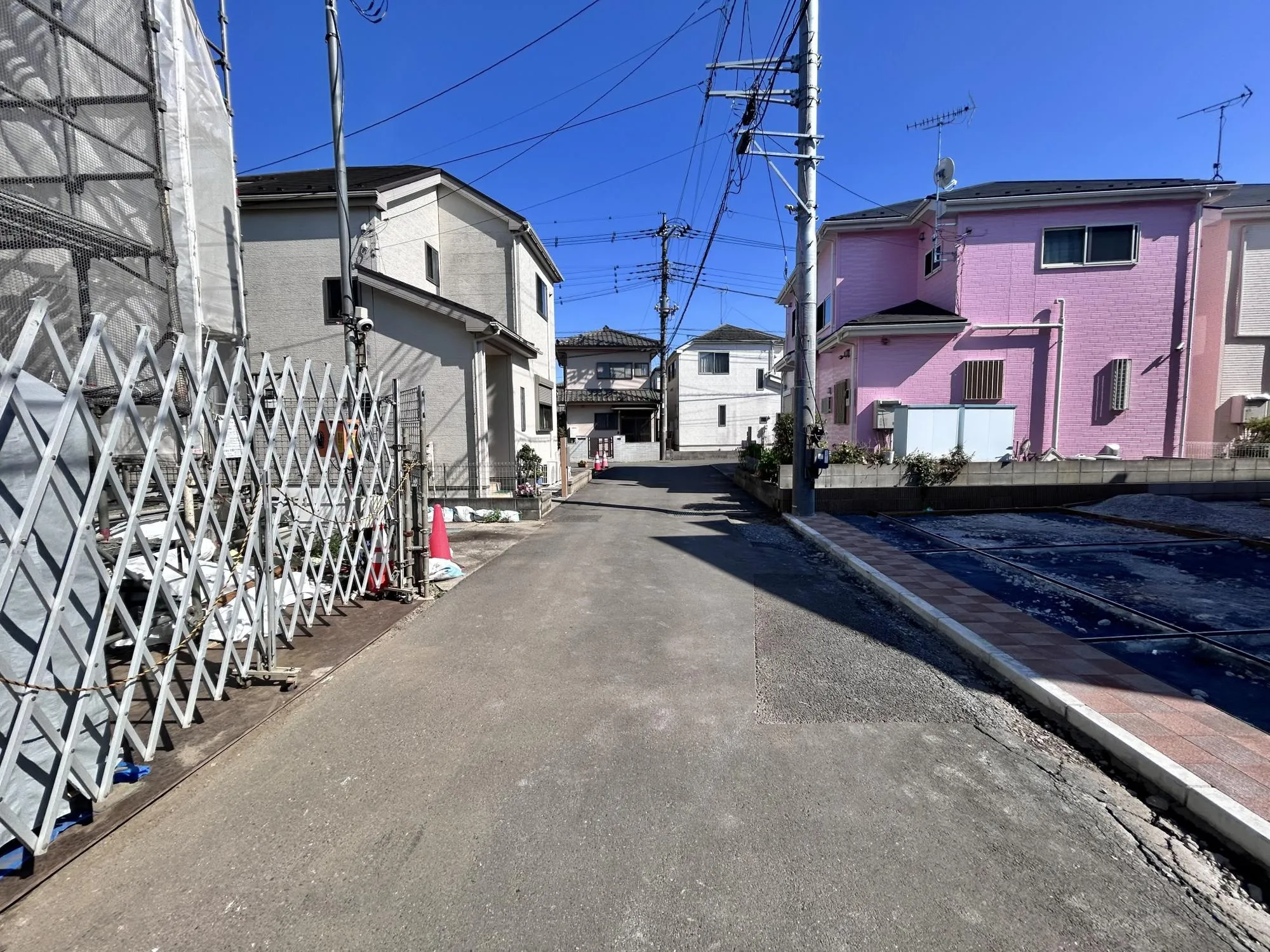 【前面道路/約4.0m】