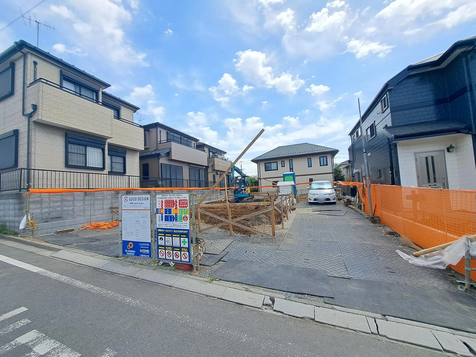 建築前の更地の様子です!これからどんなお家が完成するのかワクワクします☆	
